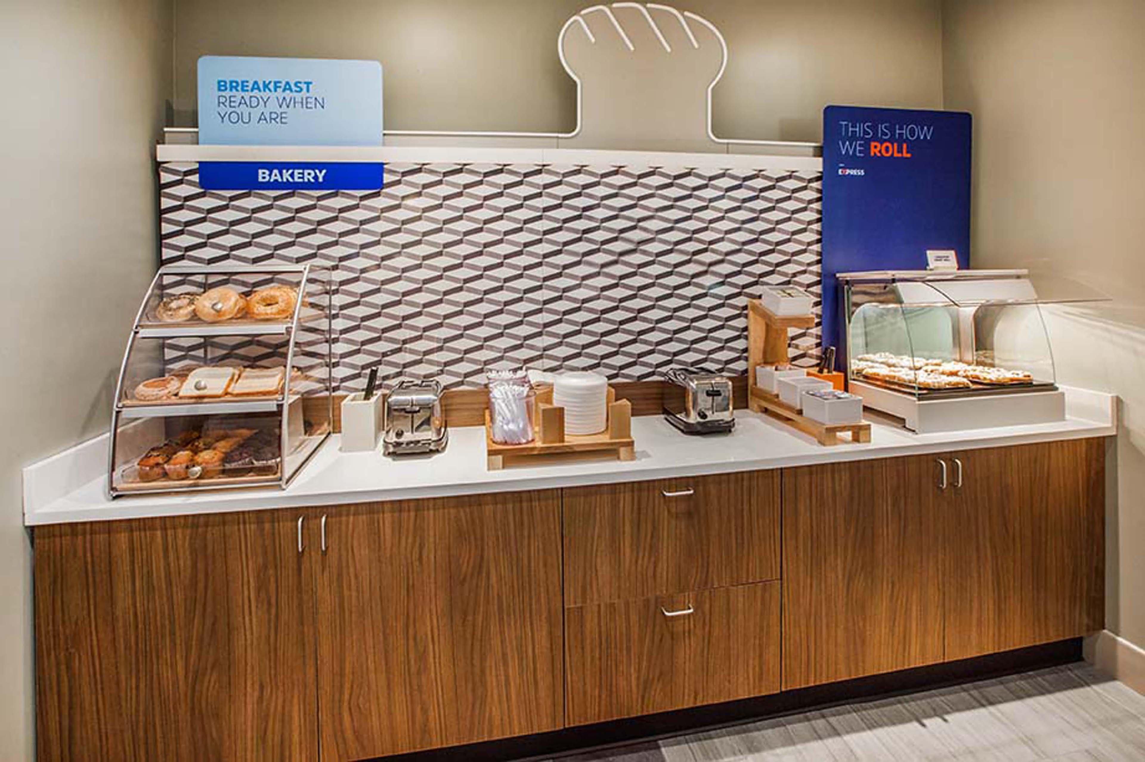 Holiday Inn Express Hotel & Suites Clarksville Luaran gambar