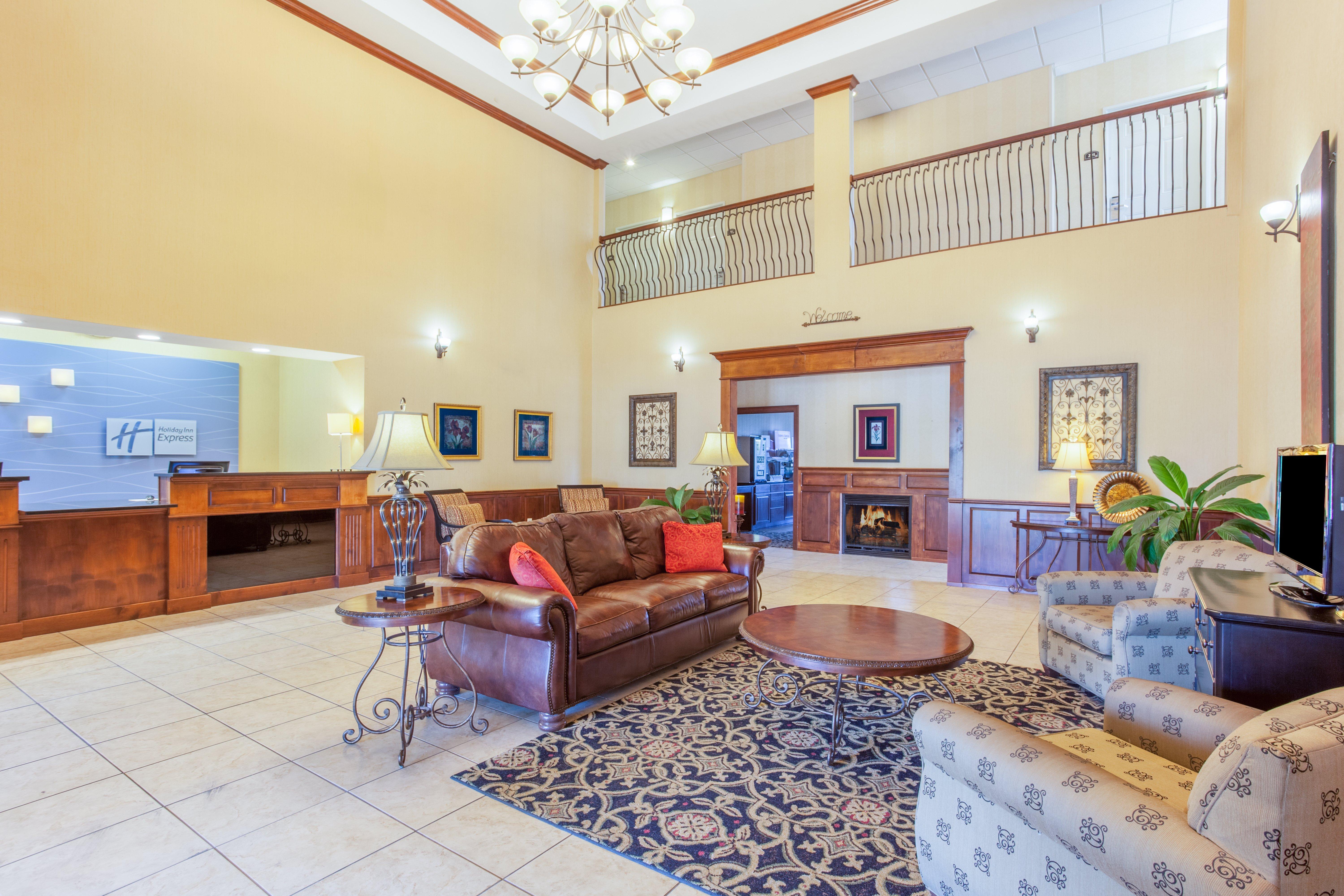 Holiday Inn Express Hotel & Suites Clarksville Luaran gambar