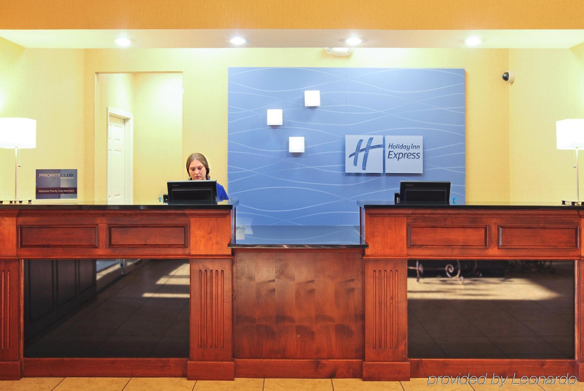 Holiday Inn Express Hotel & Suites Clarksville Luaran gambar